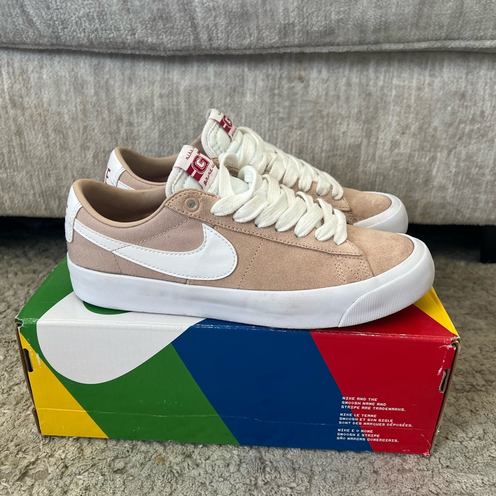 Nike Blazer Low Suede Shoes - Light Brown